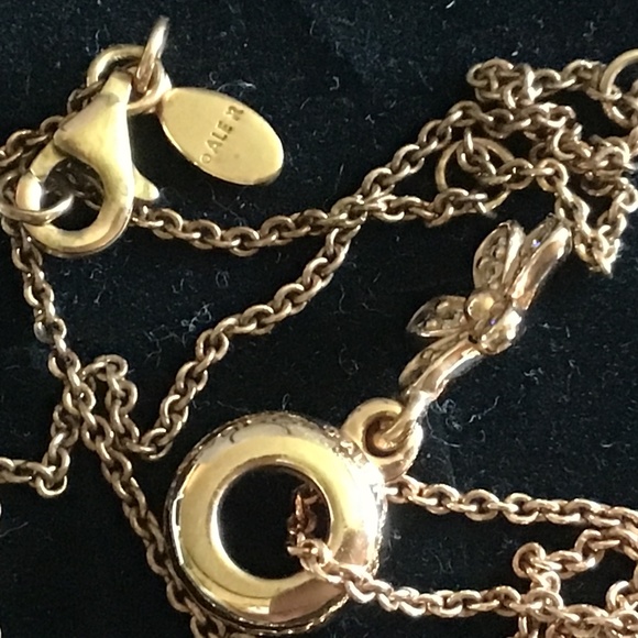 COPY - Pandora Rose Gold Daisy Necklace - Picture 4 of 9